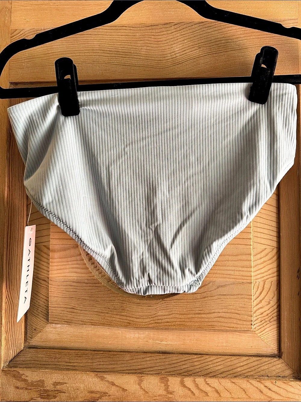 Athleta Clean Full Rib Swim Bottom Ribbed Swim Bottom in White Size Medium NWT